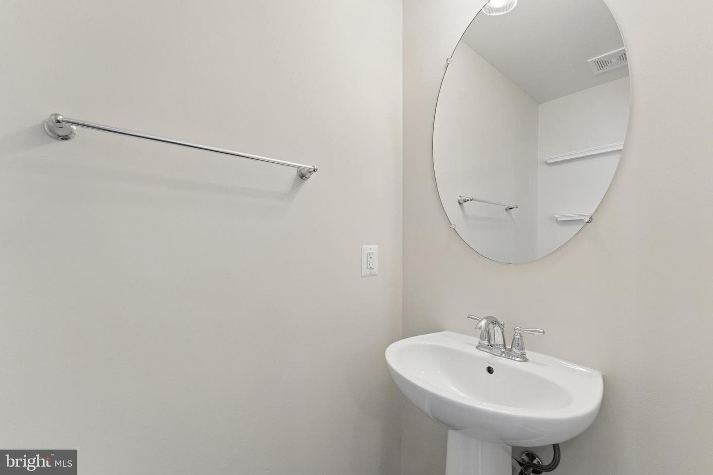 7205 Barrberry Lane photo 25