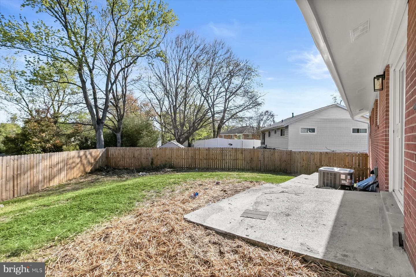 7508 Kipling Parkway photo 2