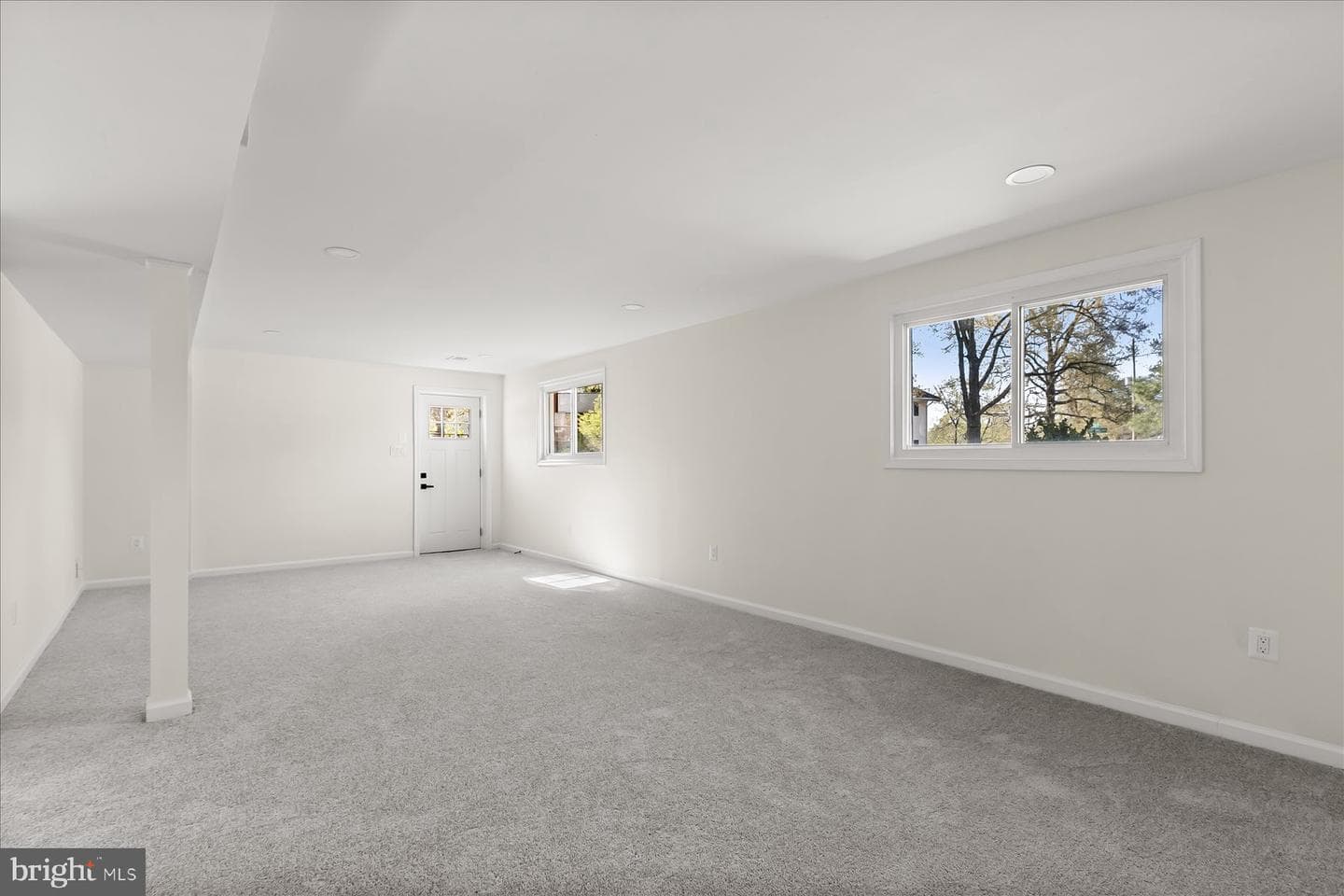 7508 Kipling Parkway photo 23
