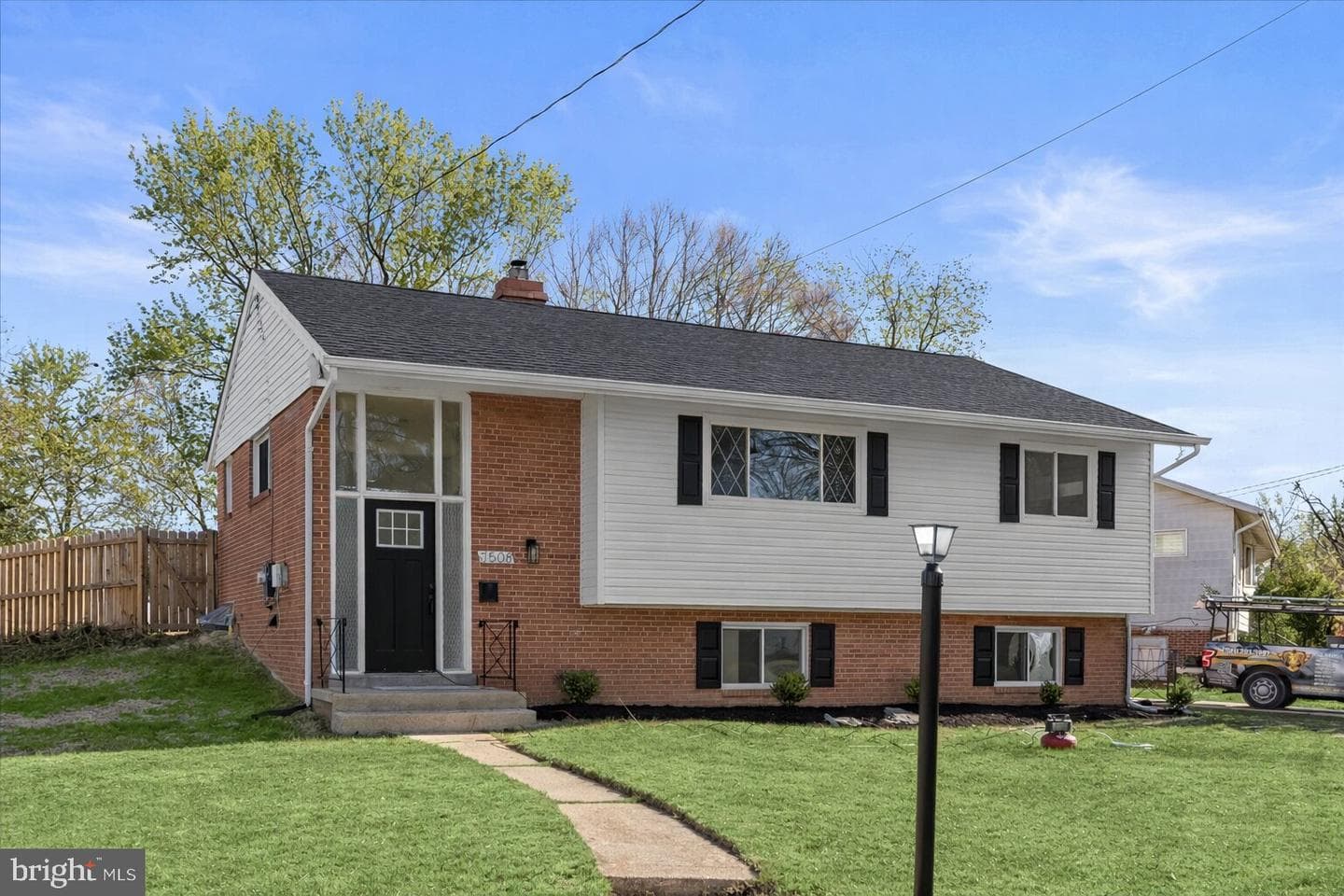 7508 Kipling Parkway photo 3