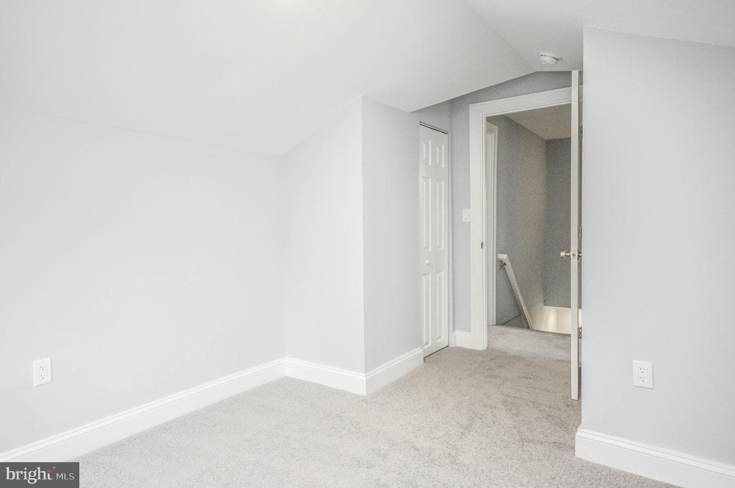 2807 Belleview photo 39
