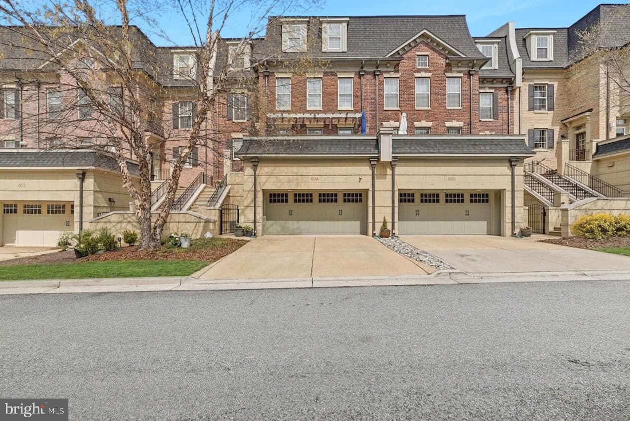 604 River Mist Drive photo 2