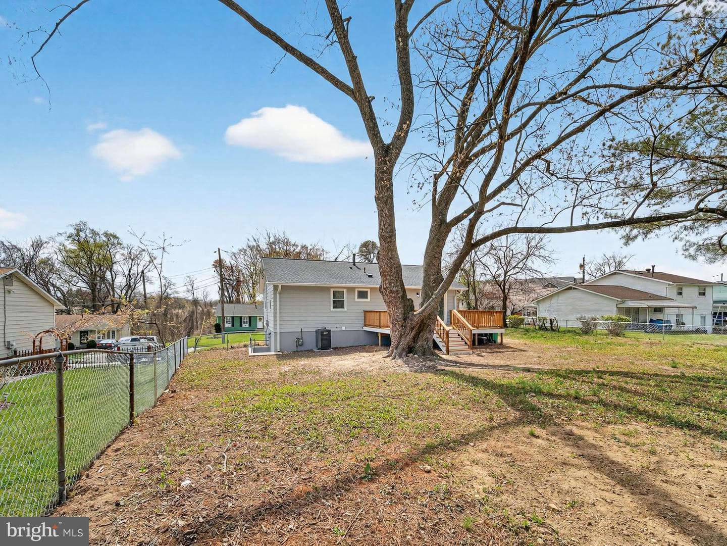 8608 Girard Street photo 38