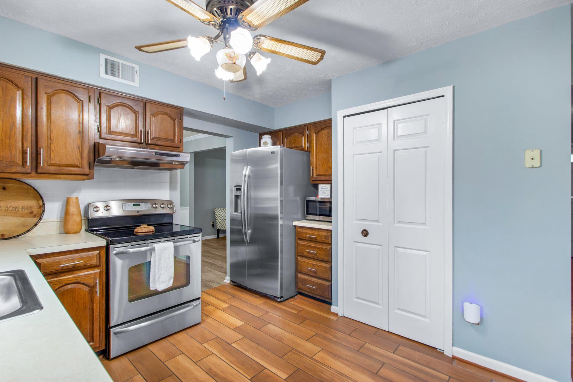 12411 Poplar View Drive photo 9