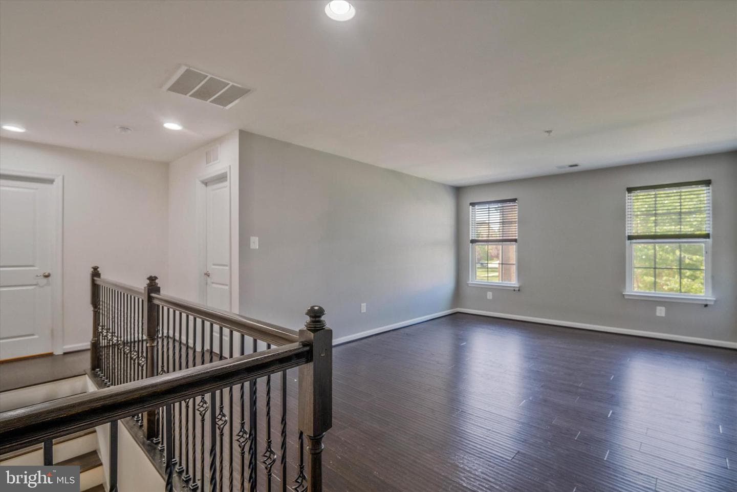 6205 Palatine Avenue photo 33