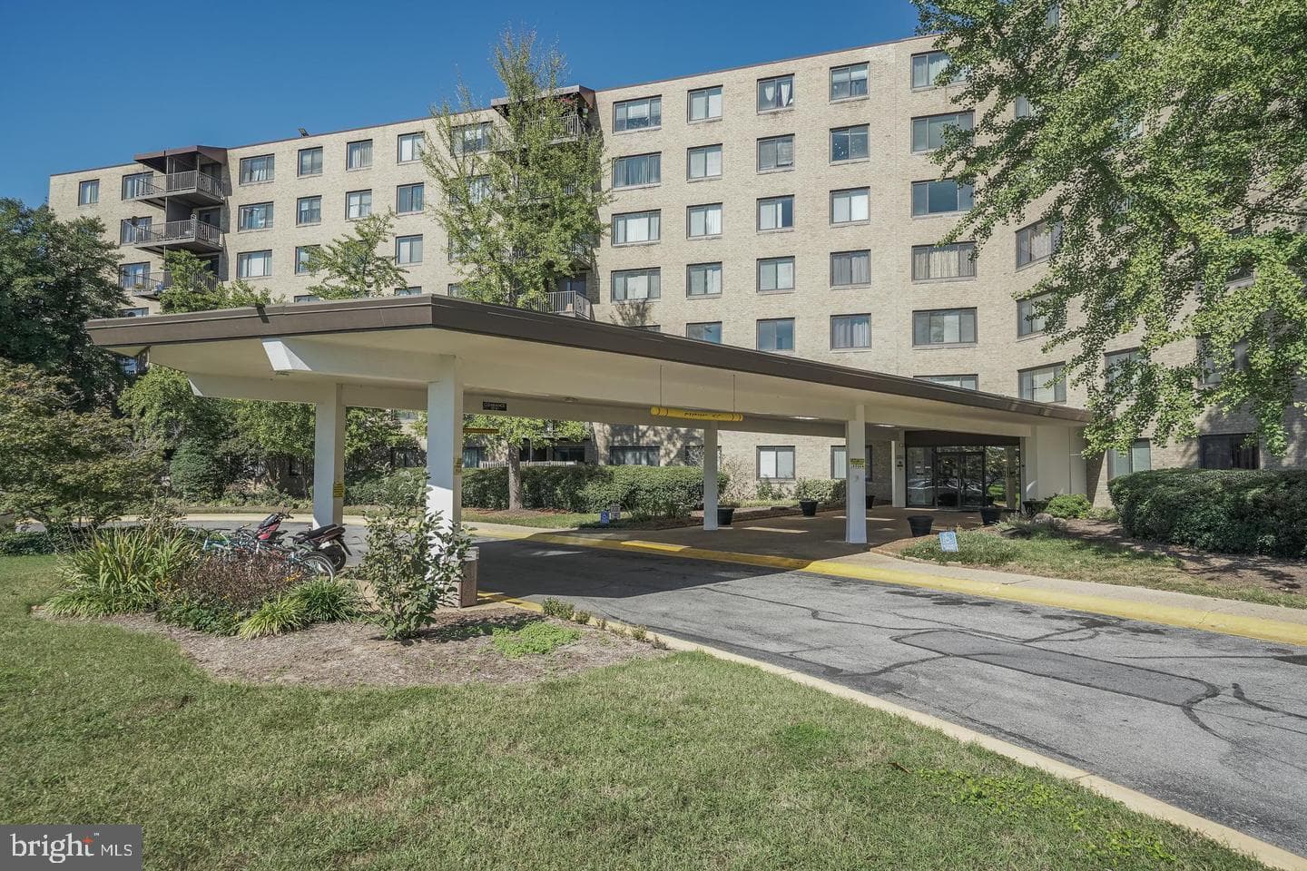 3450 Toledo Terrace #512