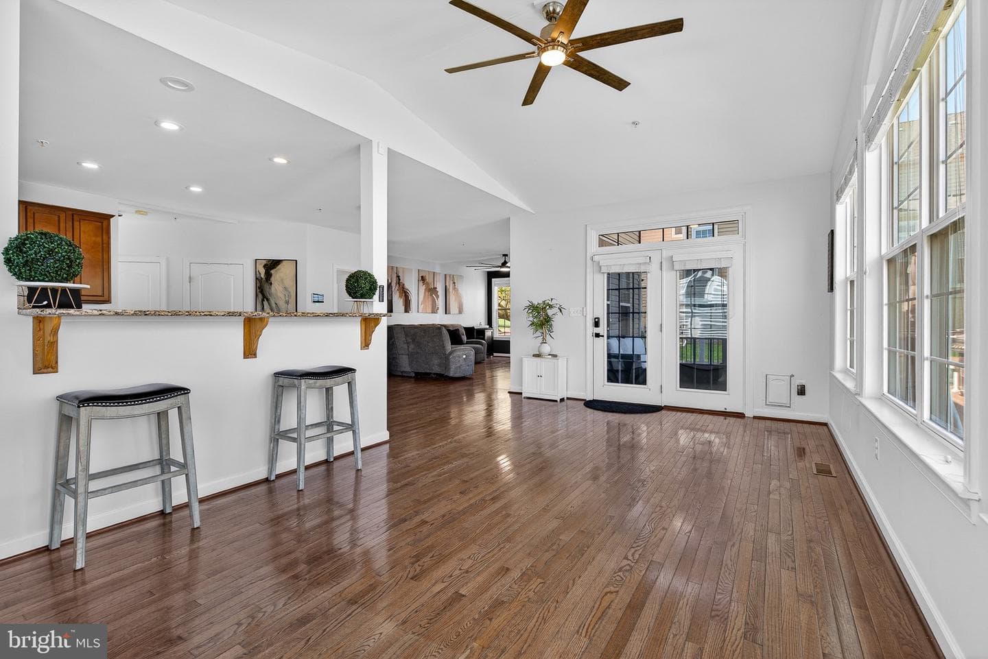 5101 Trotters Glen Drive photo 15