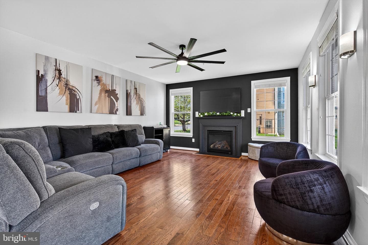 5101 Trotters Glen Drive photo 9