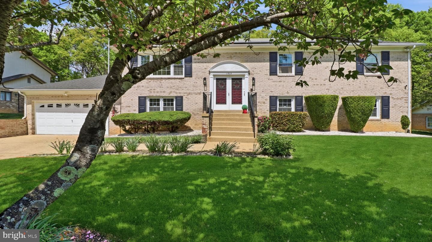 11905 Autumnwood Lane photo 3