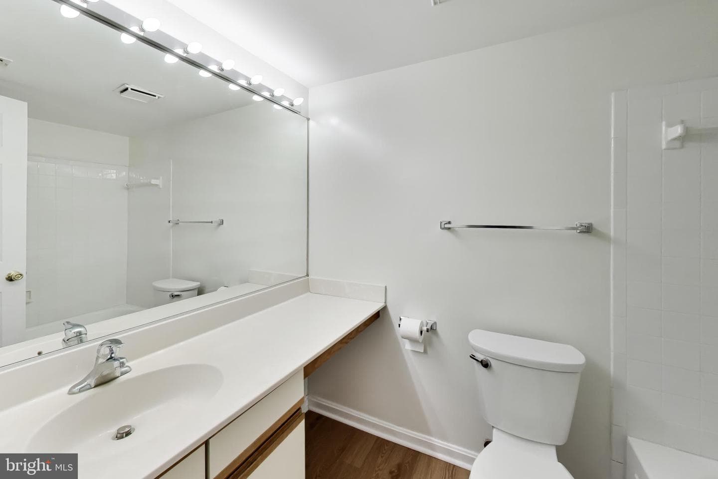 15775 Easthaven Court #301 photo 20