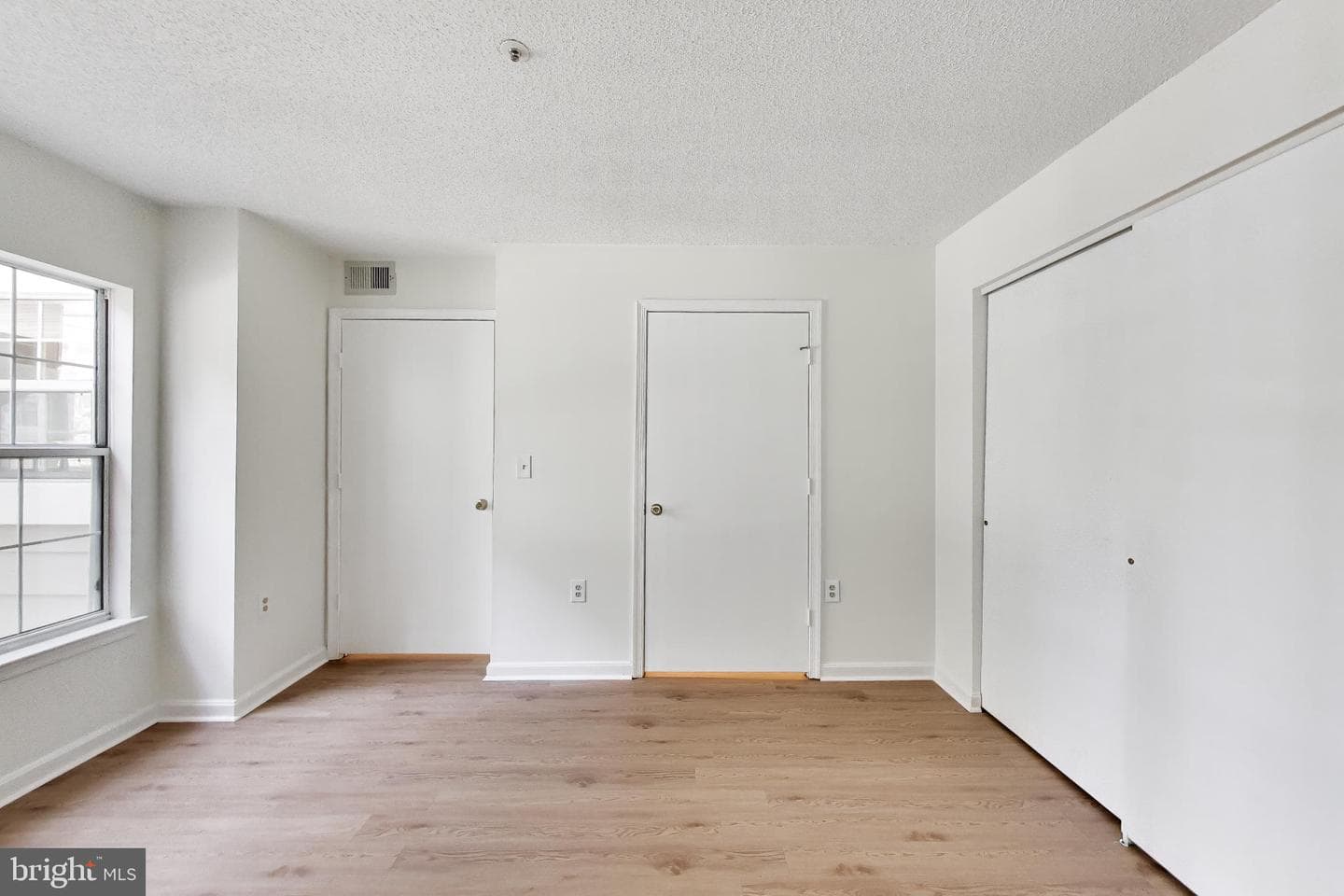 15775 Easthaven Court #301 photo 25