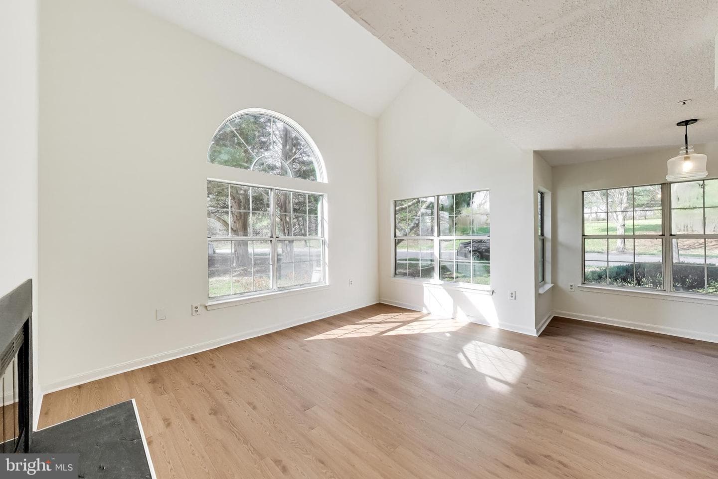 15775 Easthaven Court #301 photo 4