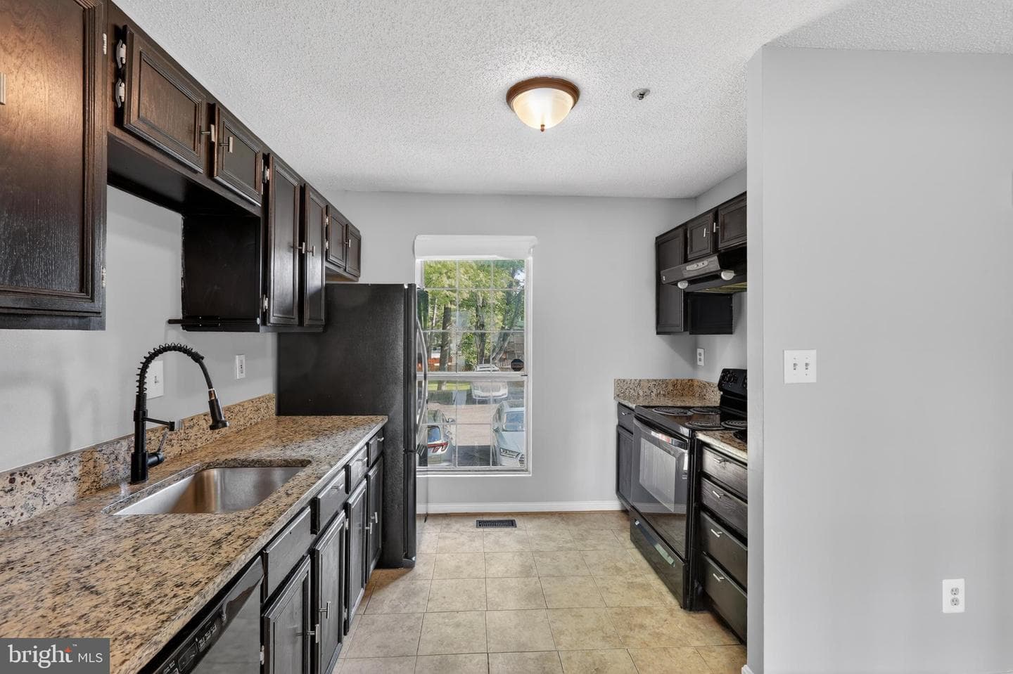 1062 Karen Boulevard photo 3