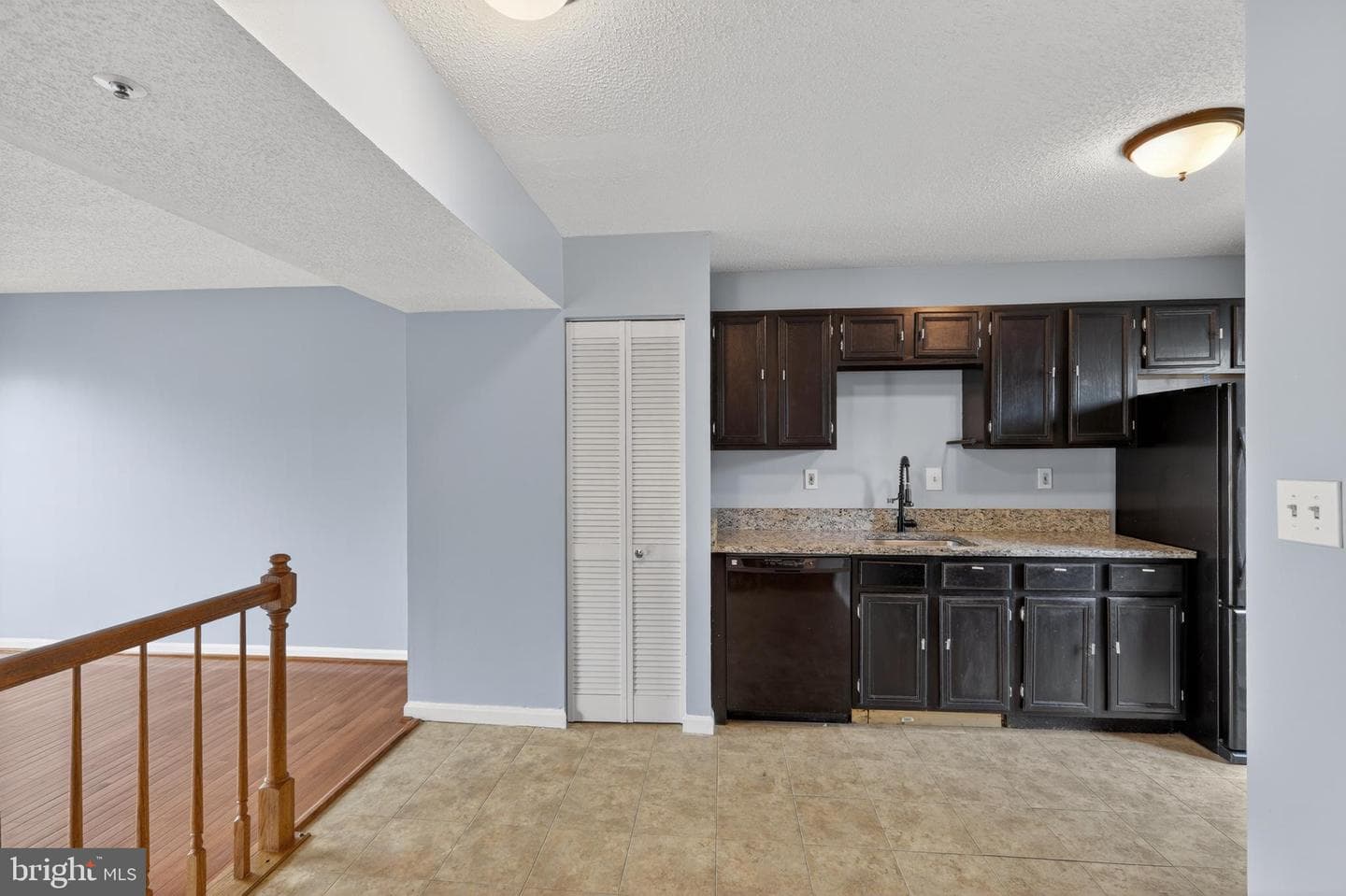 1062 Karen Boulevard photo 4