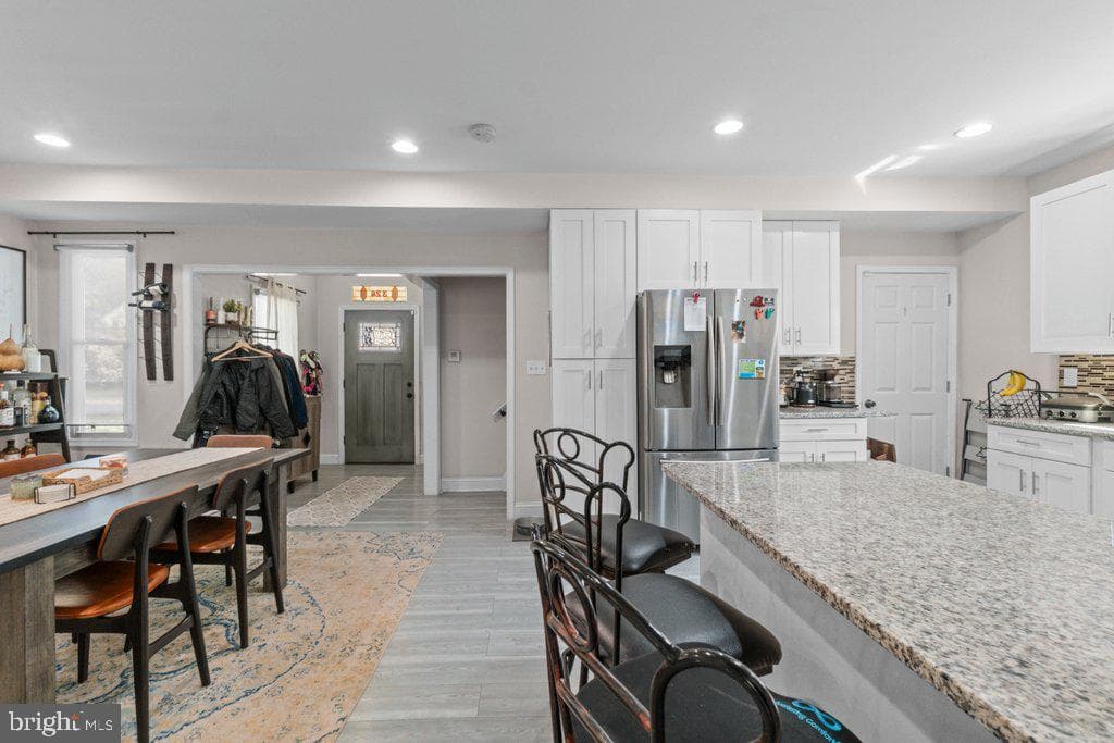 324 Laurel Avenue photo 11
