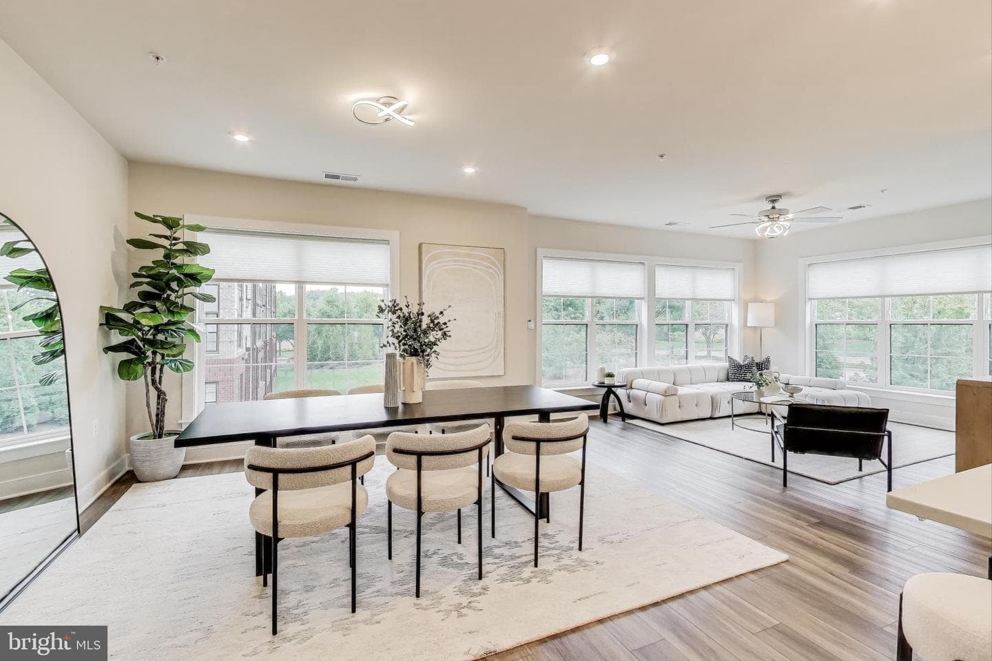 104 Saint Ives Place #202 photo 8