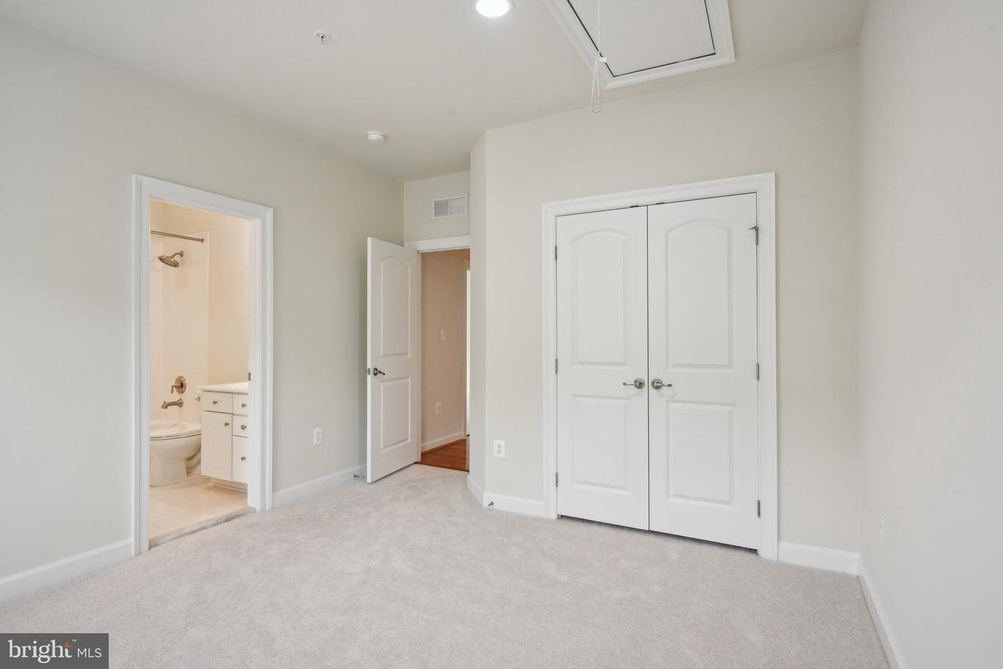 711 Bleak Hill Place photo 33