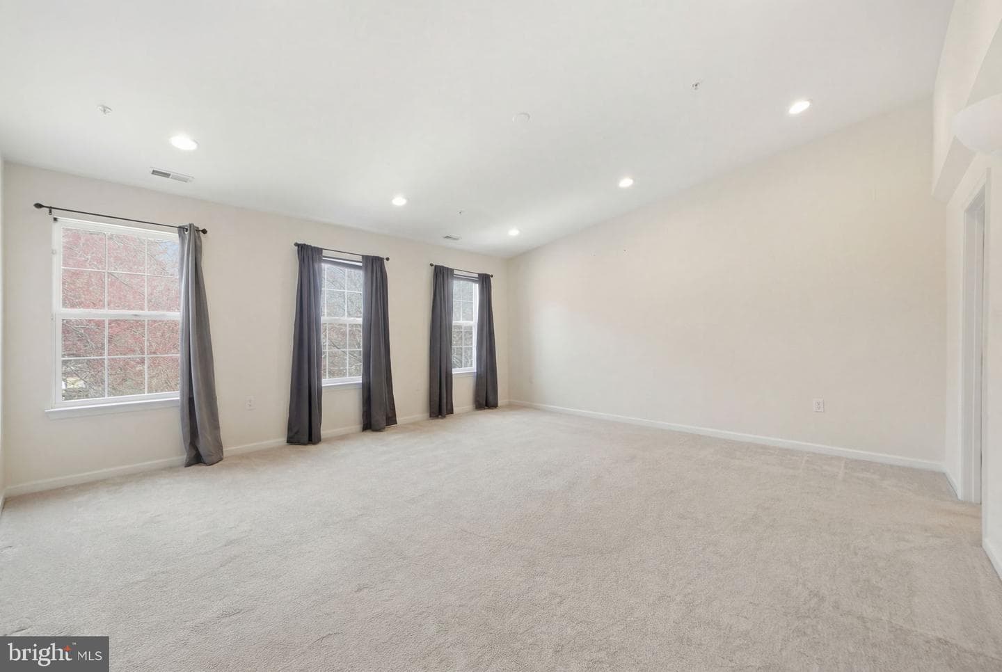 8102 Ash Avenue photo 23