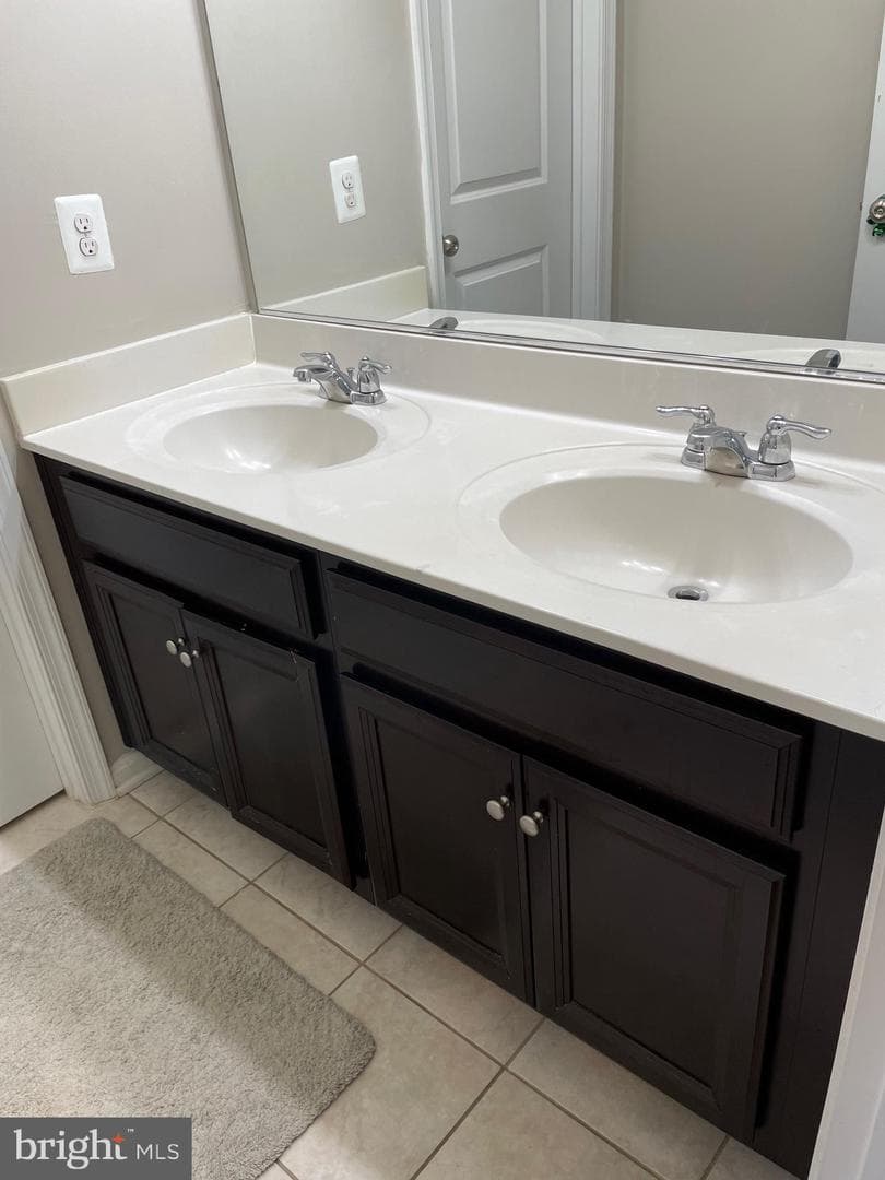 2508 Sir Michael Place photo 11