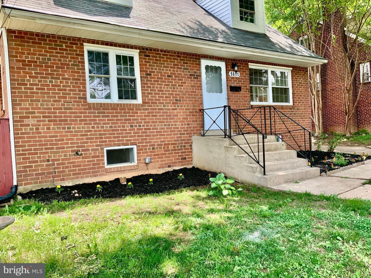 5611 Monroe Street photo 32