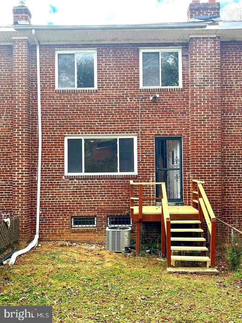 5028 Roseld Court photo 13