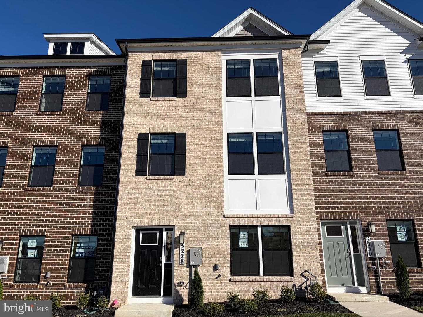 5217 Water Lily Way