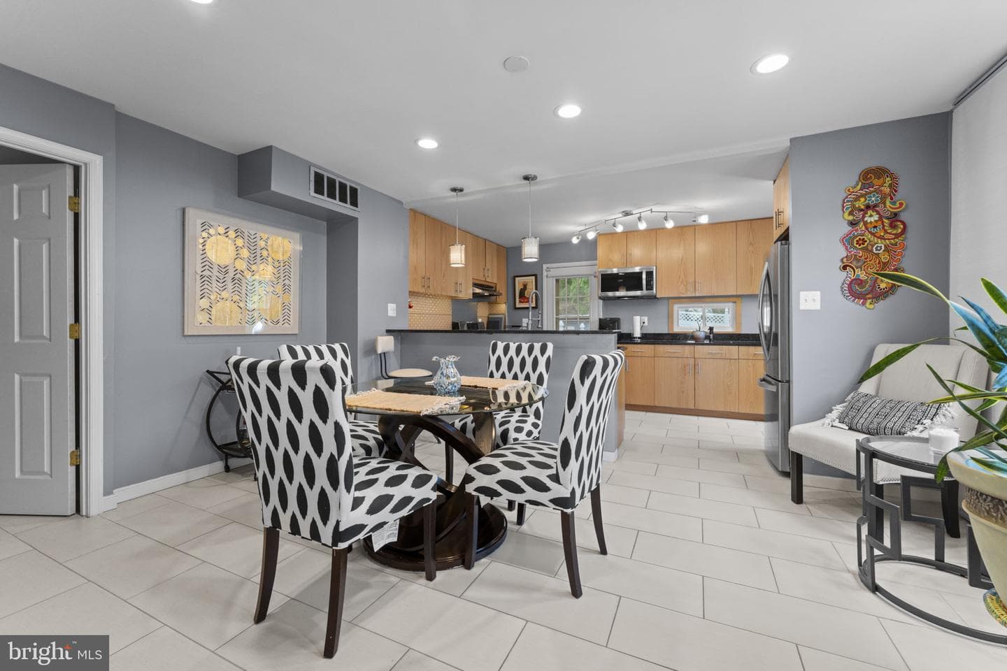 8252 Imperial Drive #7-J photo 8