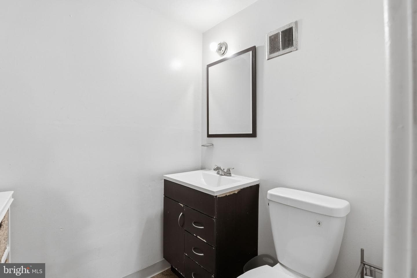 2600 Afton Street photo 4