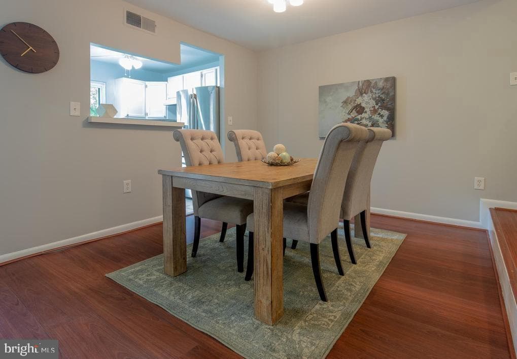 15601 Dorset Road #102 photo 4