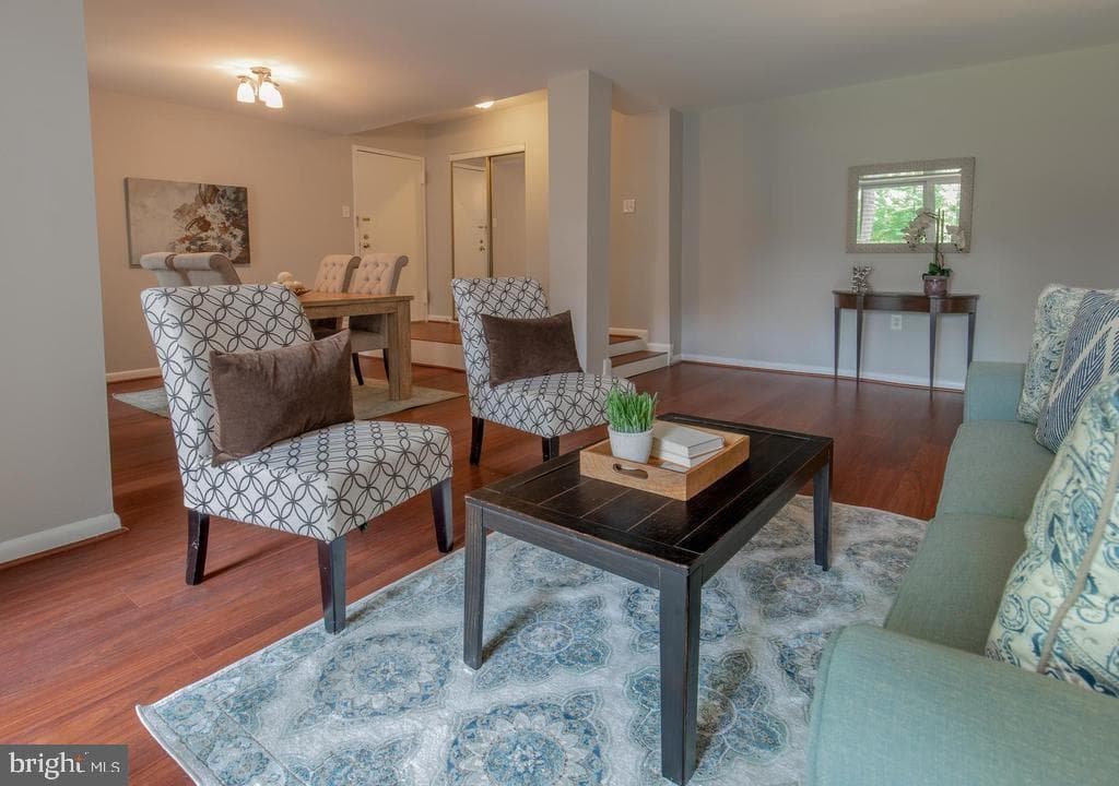 15601 Dorset Road #102 photo 9