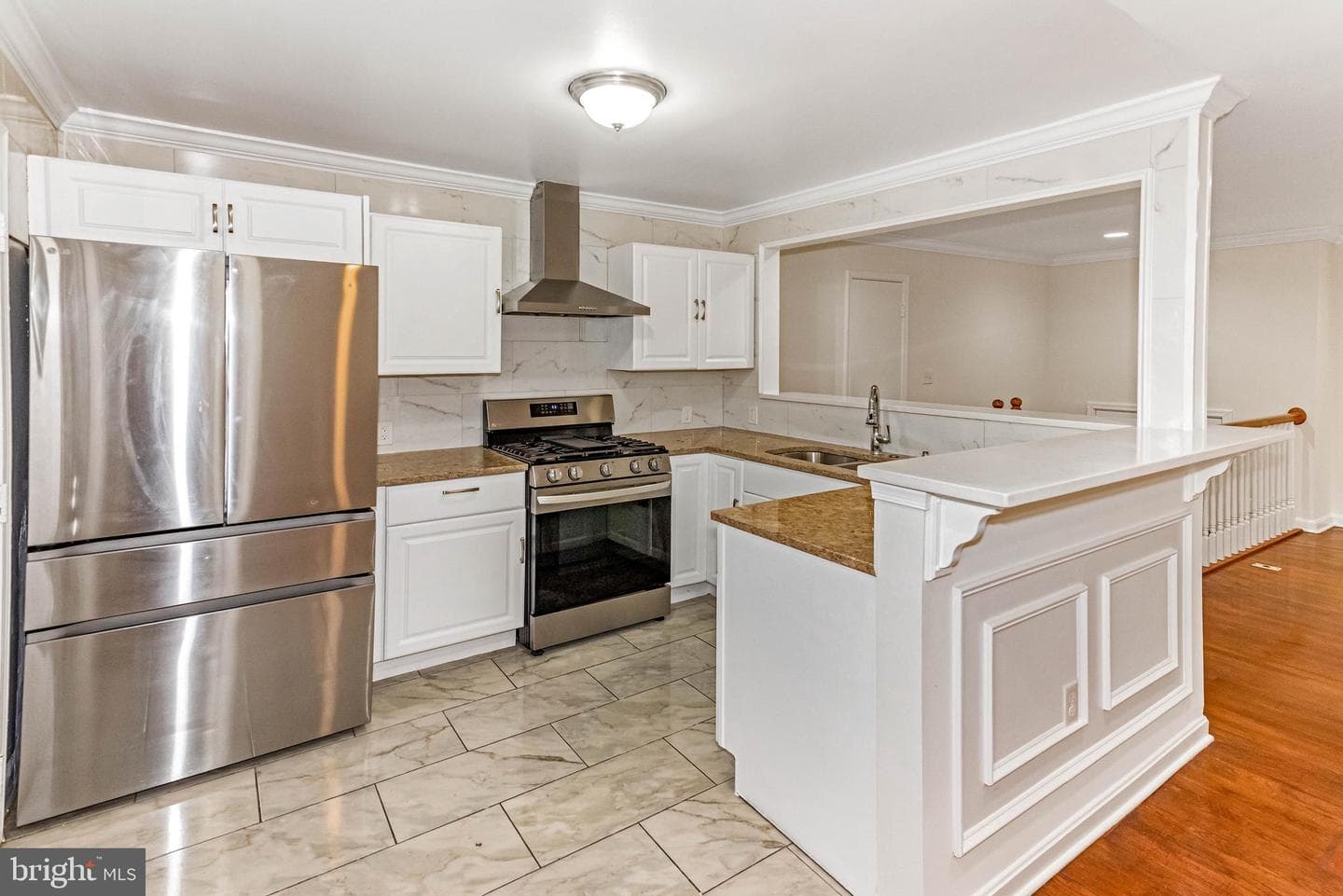 7917 Grant Dr photo 19