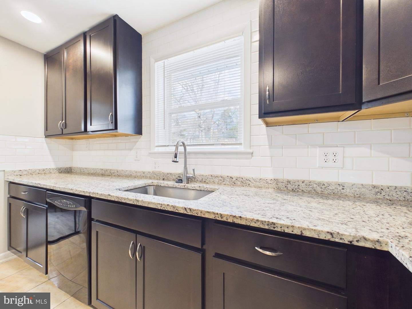 6802 Temple Hill Road photo 10
