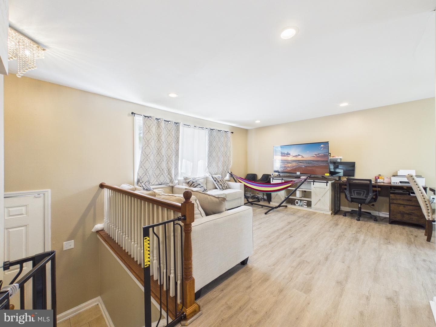 6802 Temple Hill Road photo 5