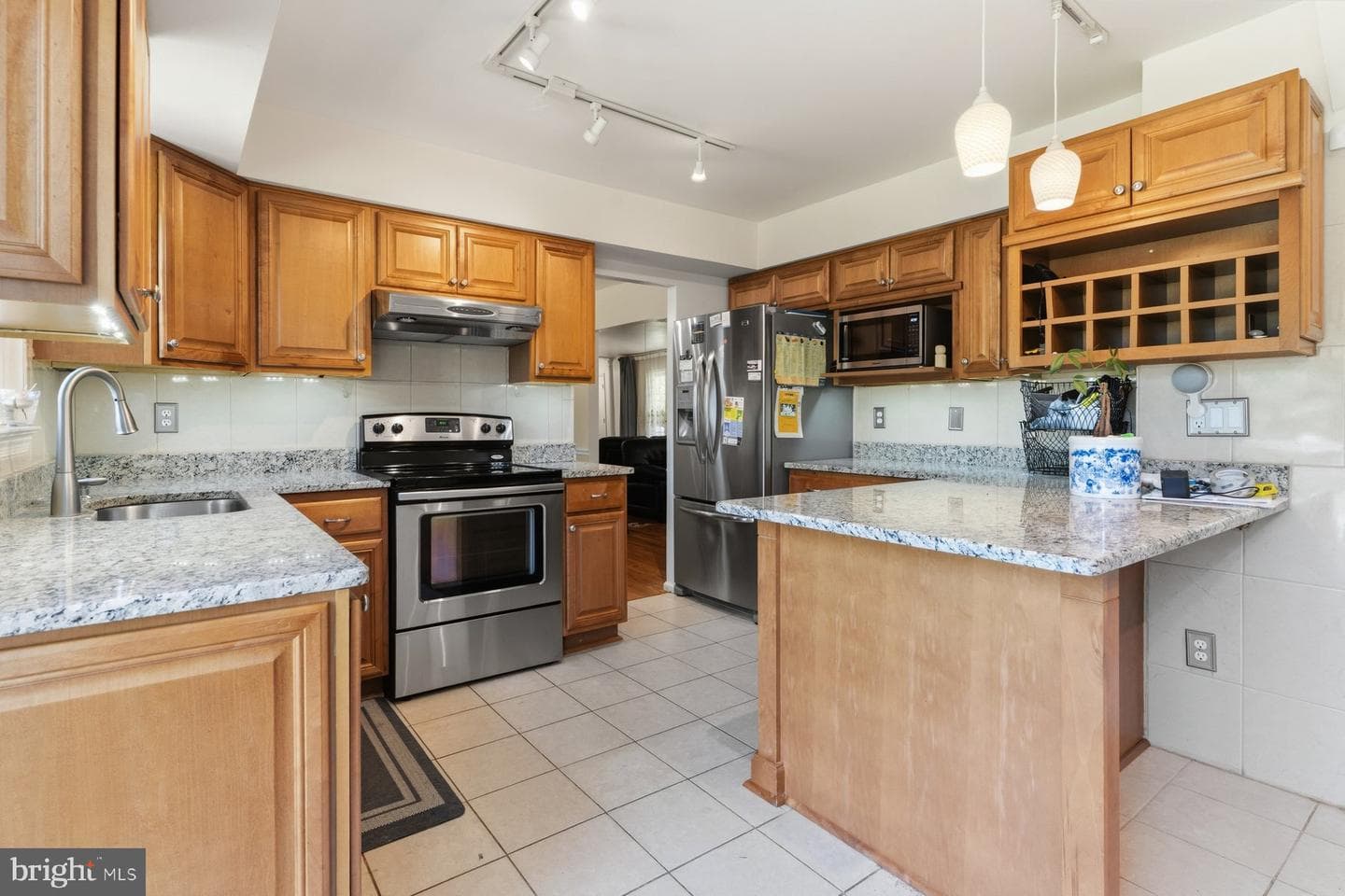 8931 Bluffwood Lane photo 4