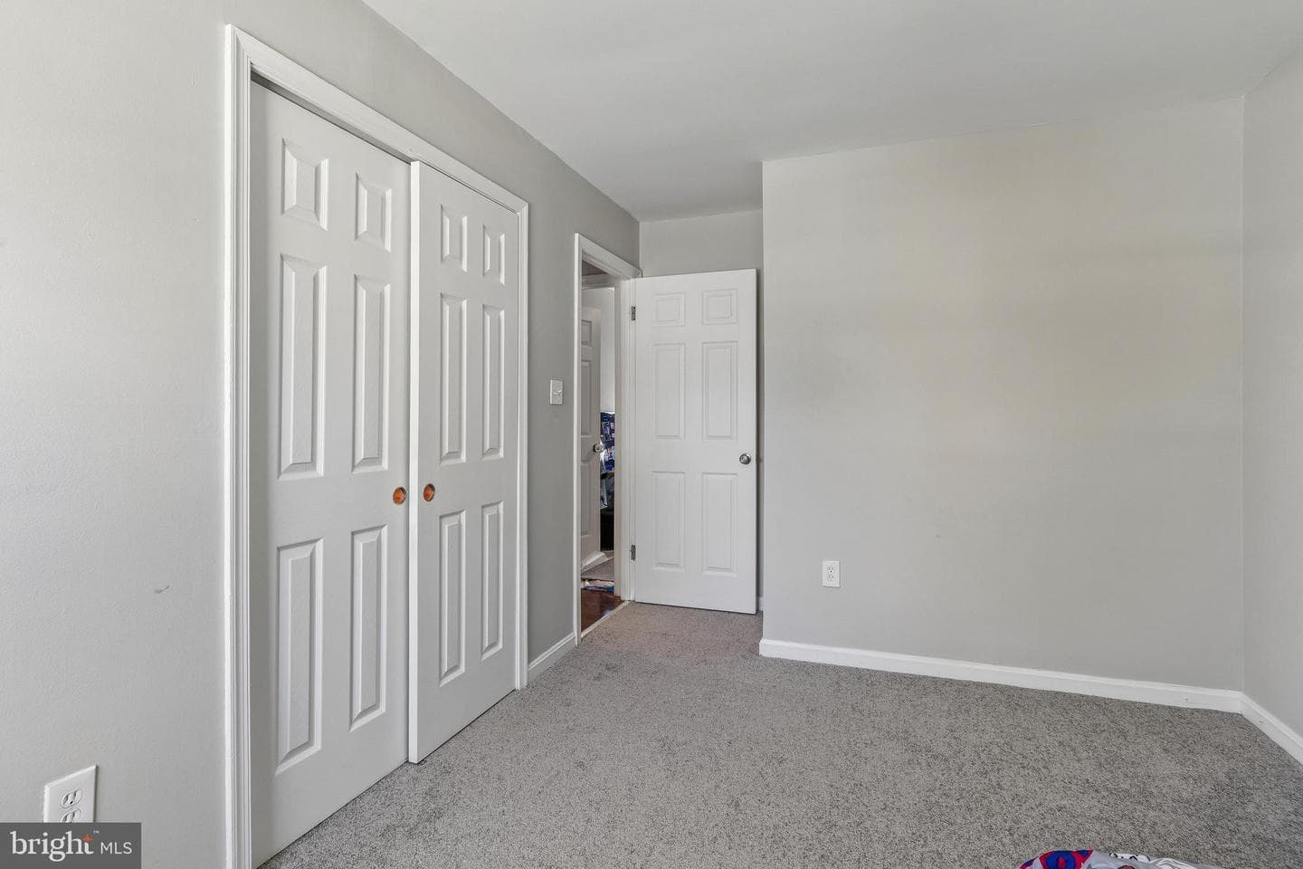 5903 Sylvia Court photo 8