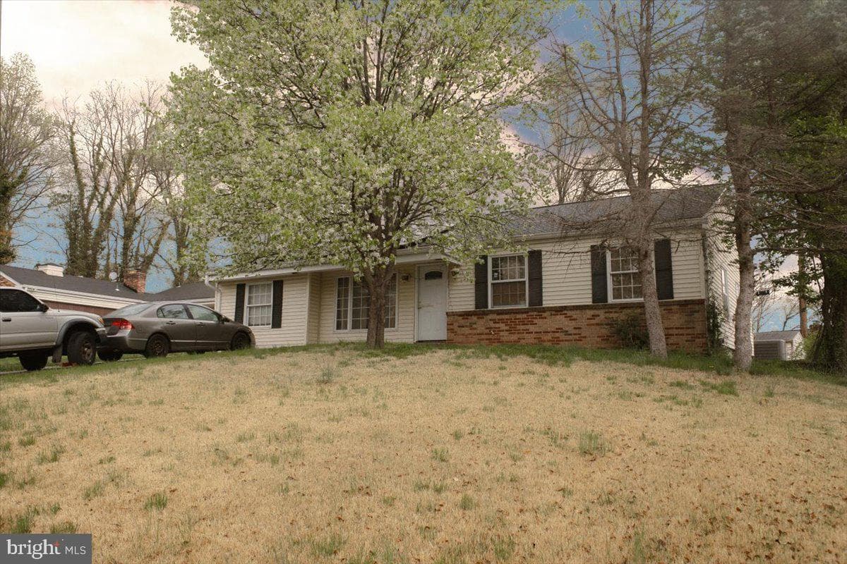 13203 Clarington Court photo 4