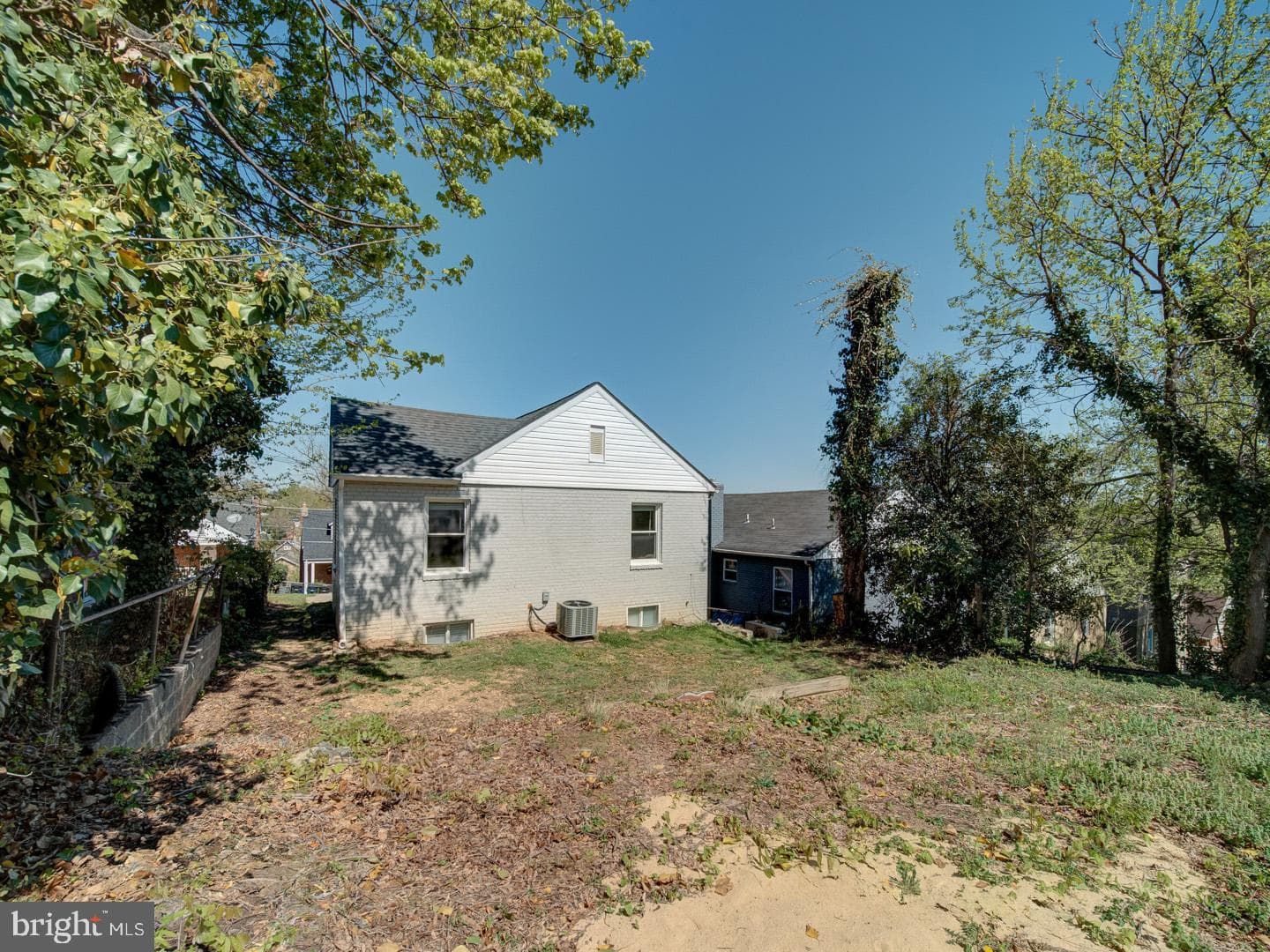 4217 Vine Street photo 44