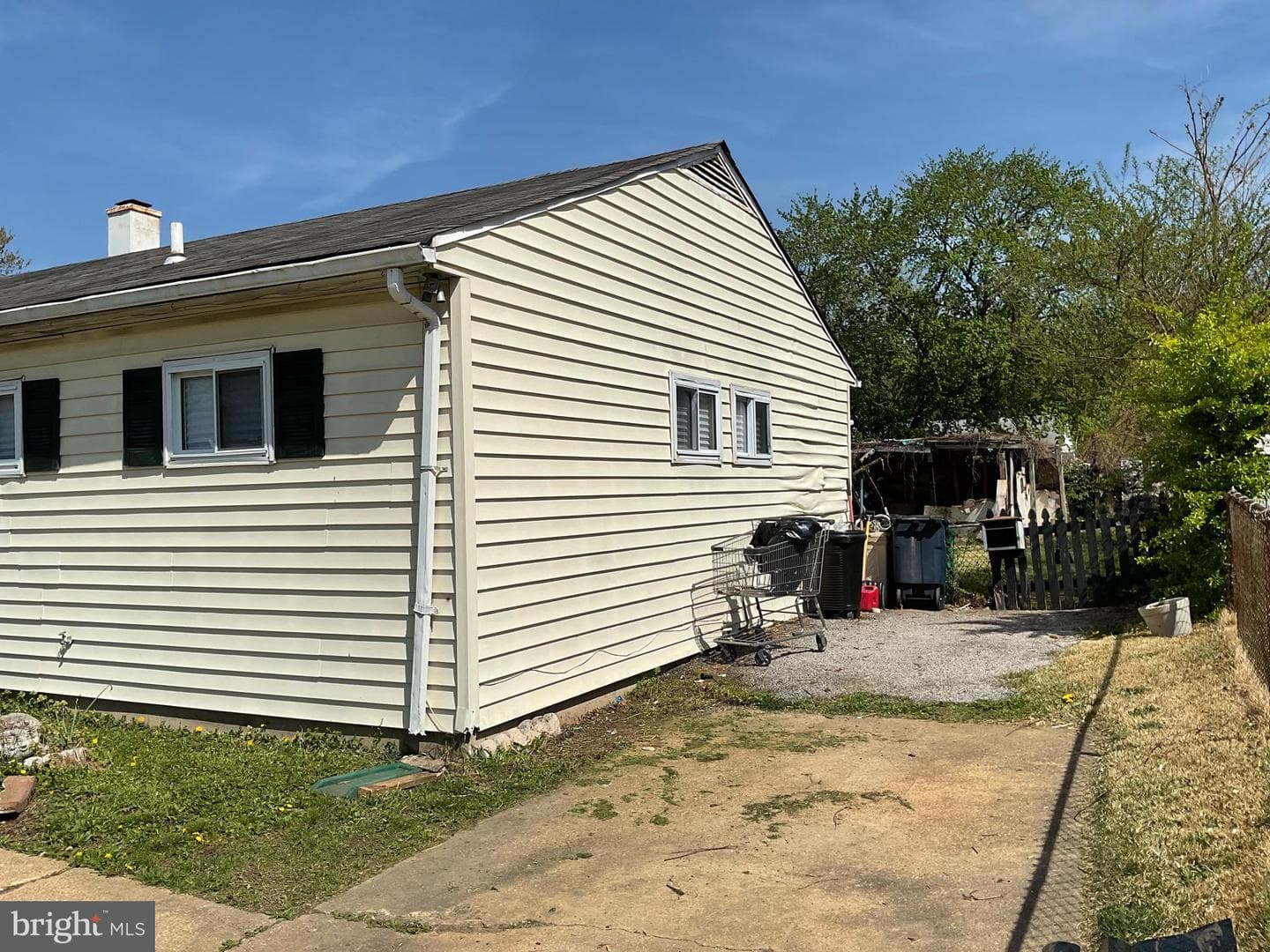 2520 Newglen Avenue photo 15