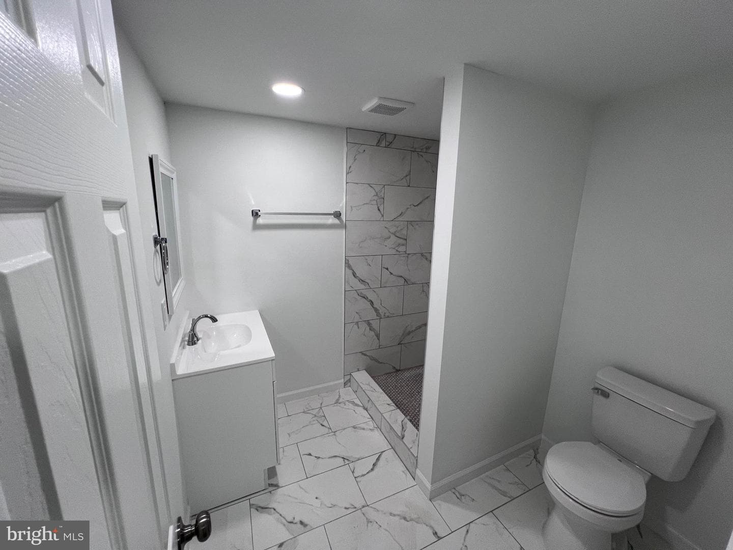 5405 Newby Avenue photo 10