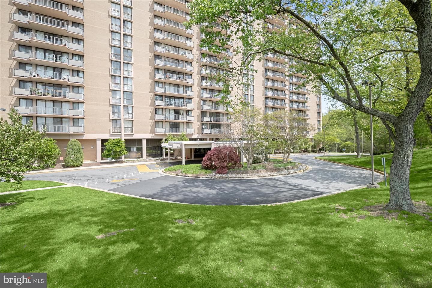 6100 Westchester Park Drive #409
