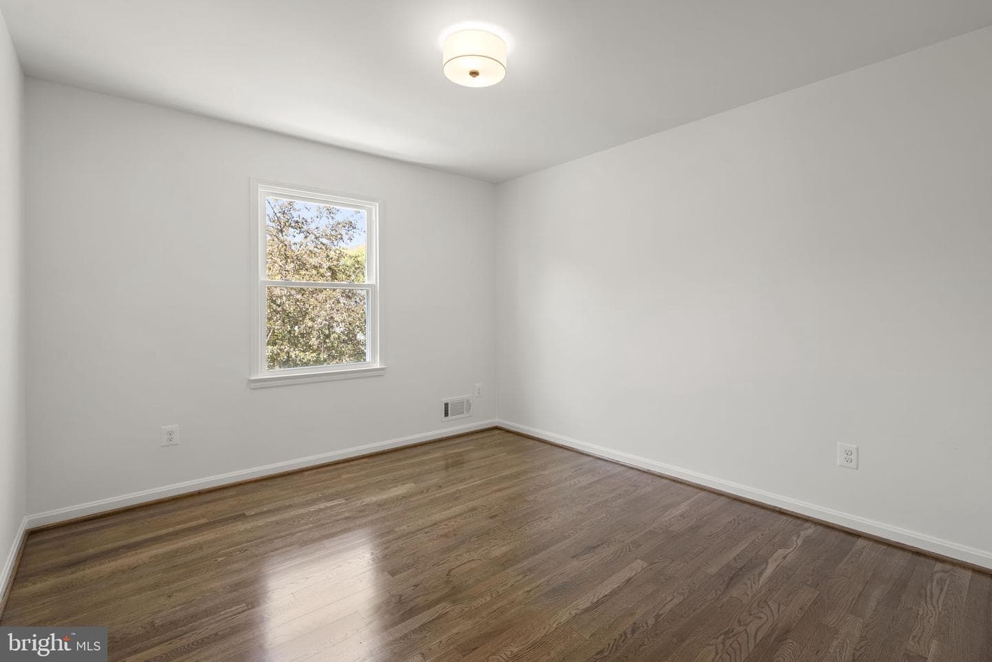 12500 Parkton Street photo 13