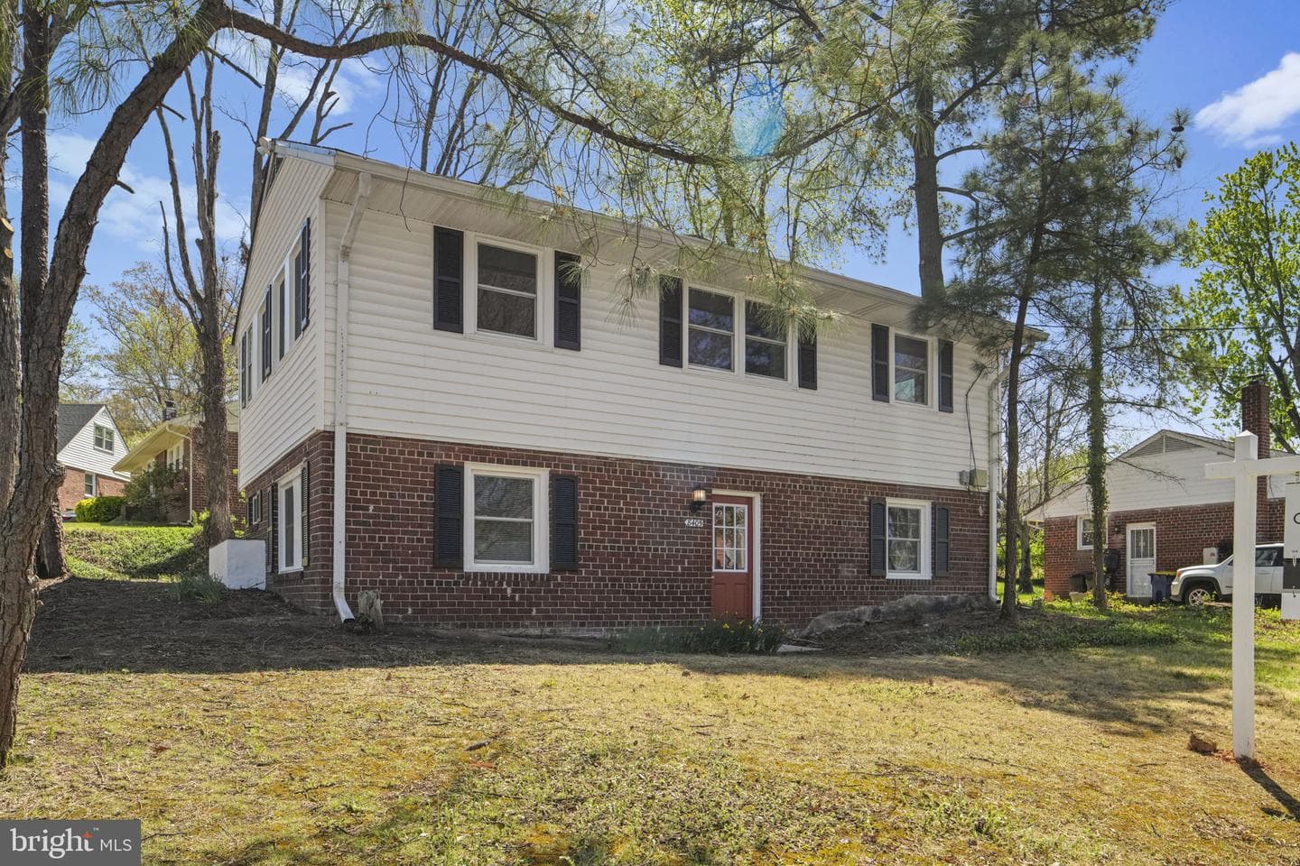 8405 Ravenswood photo 57