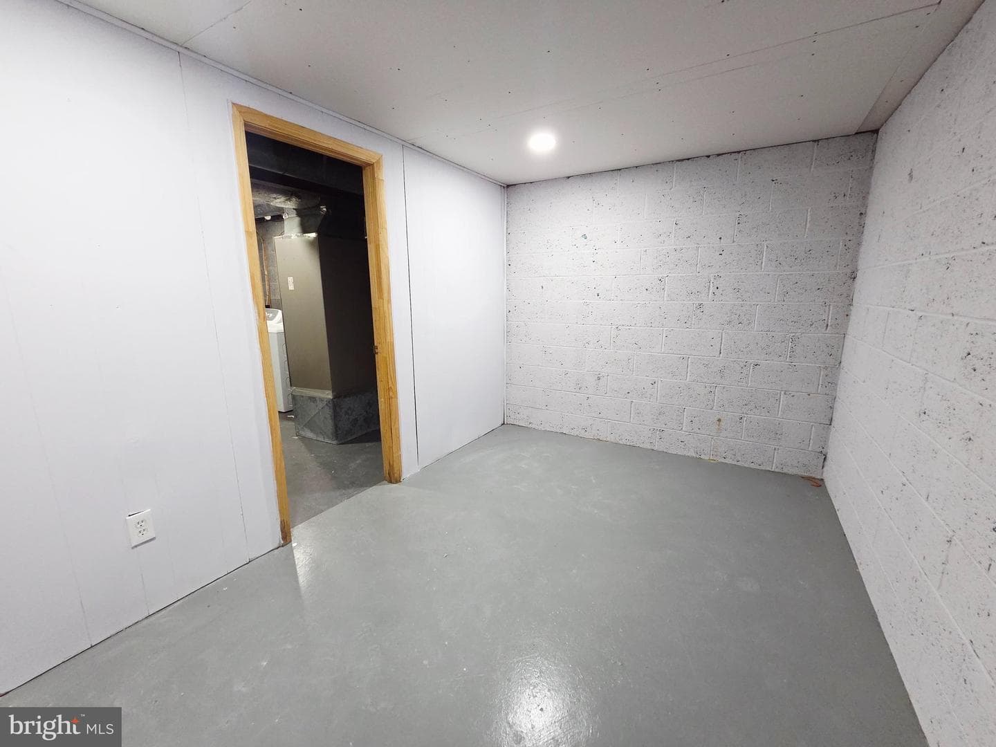 2076 Chadwick Terrace photo 20