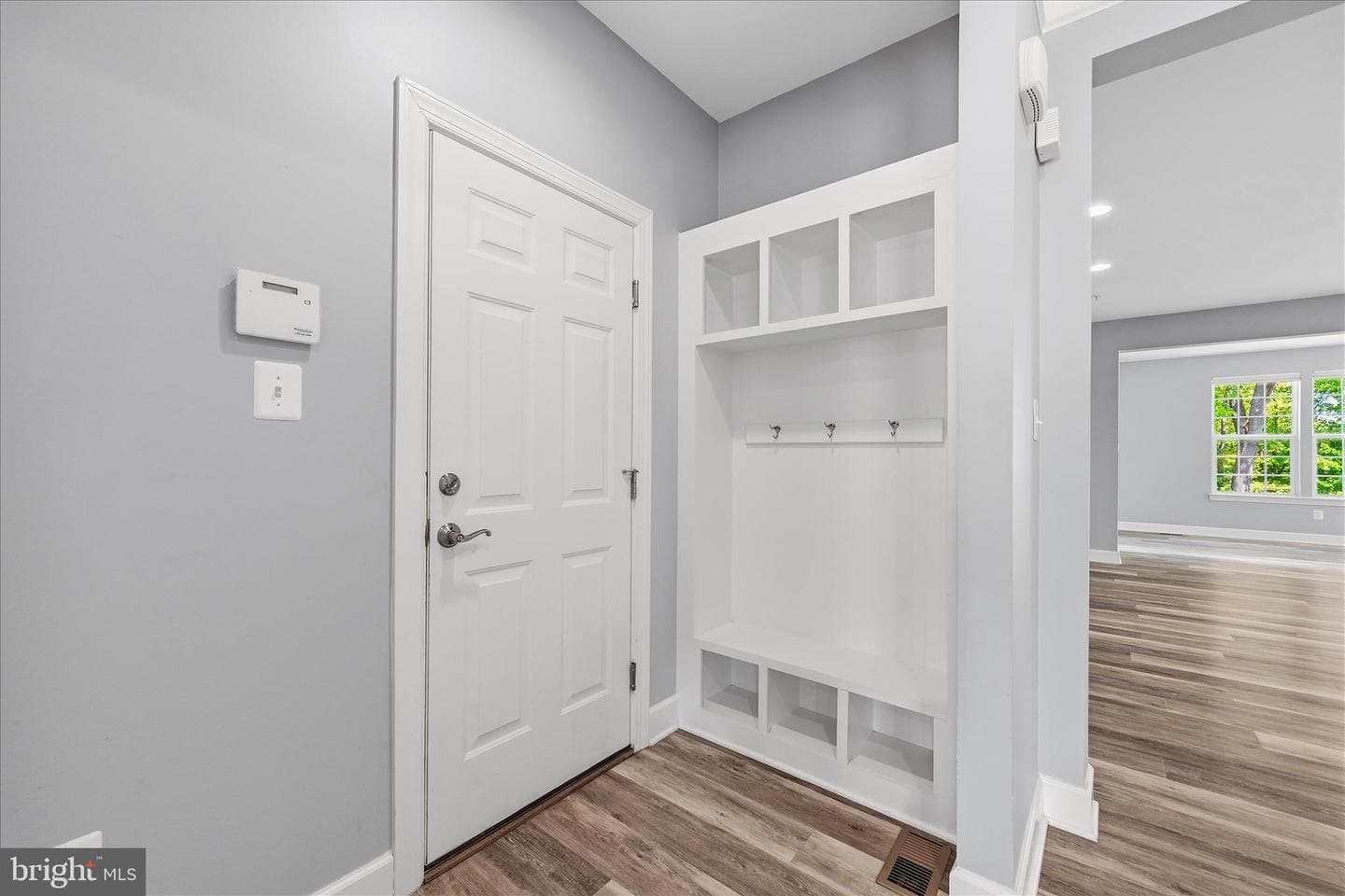 3812 Fox Meadow Way photo 9