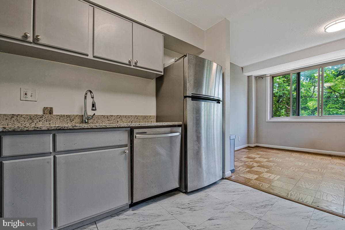 4410 Oglethorpe Street #317 photo 12