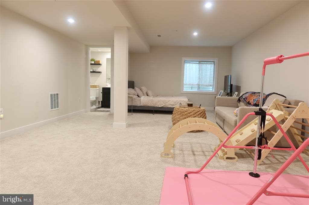 8110 Iron Hill Ct photo 22