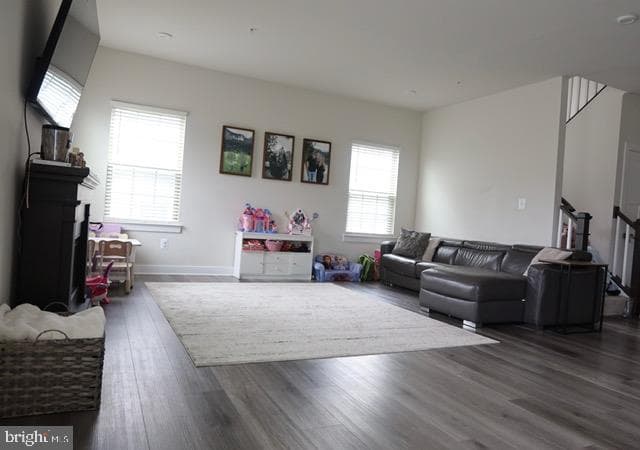 8110 Iron Hill Ct photo 7