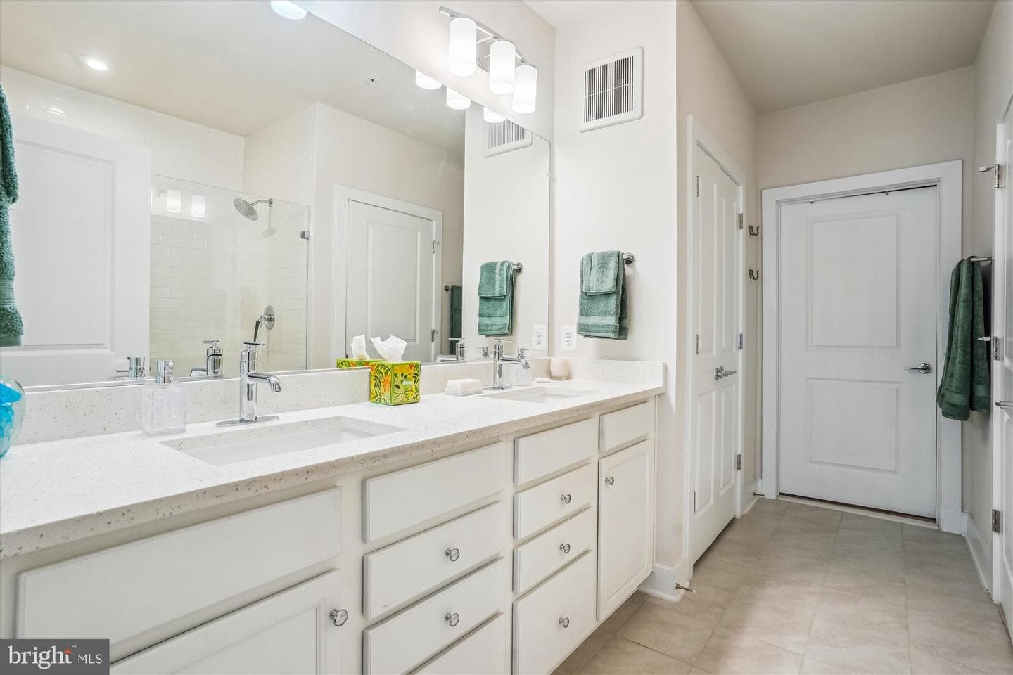 102 Saint Ives Place #209 photo 17