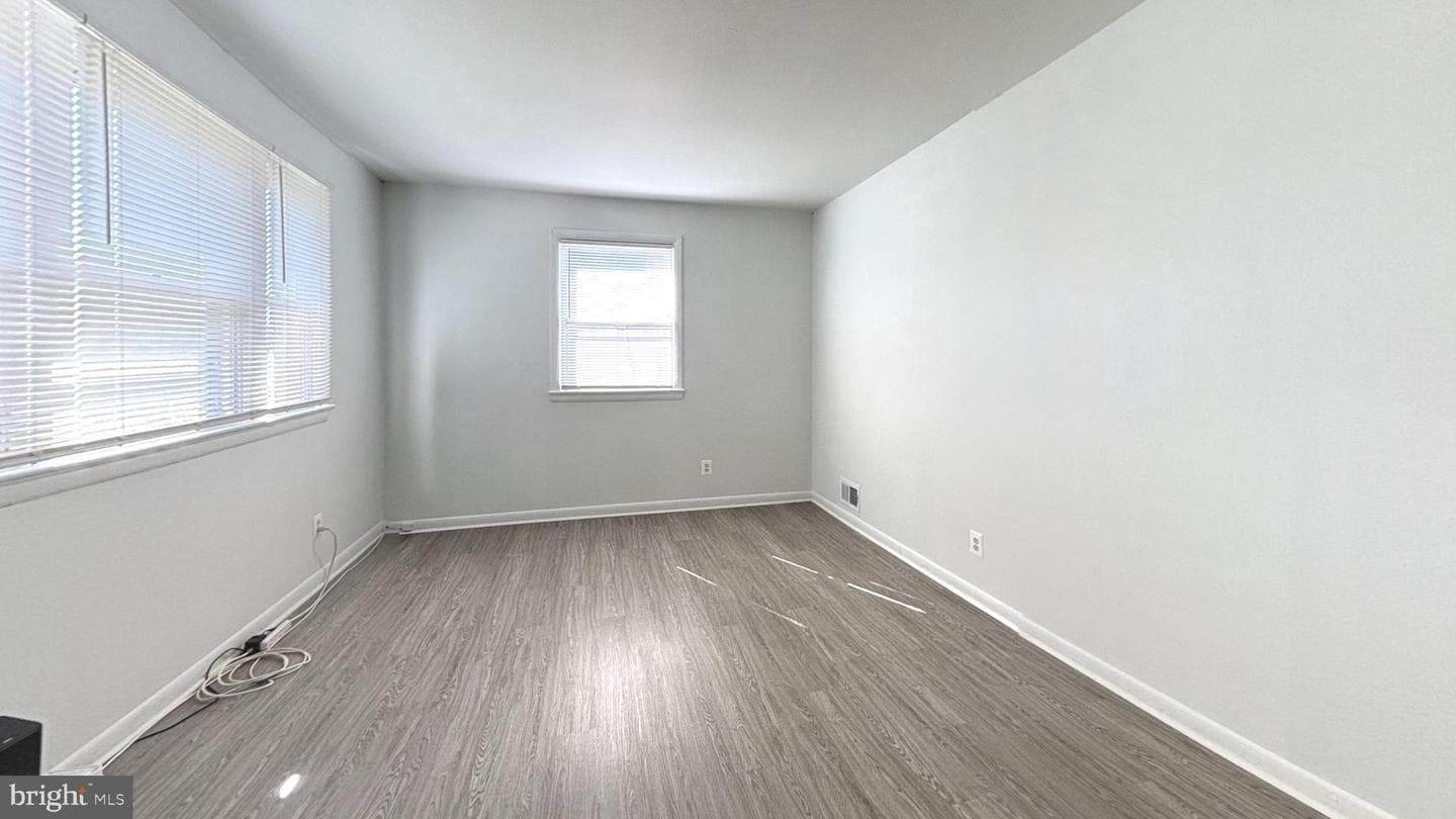 9906 Lanham Severn Road photo 10