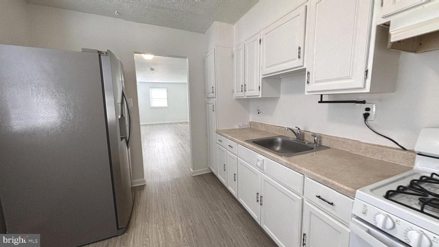 9906 Lanham Severn Road photo 3